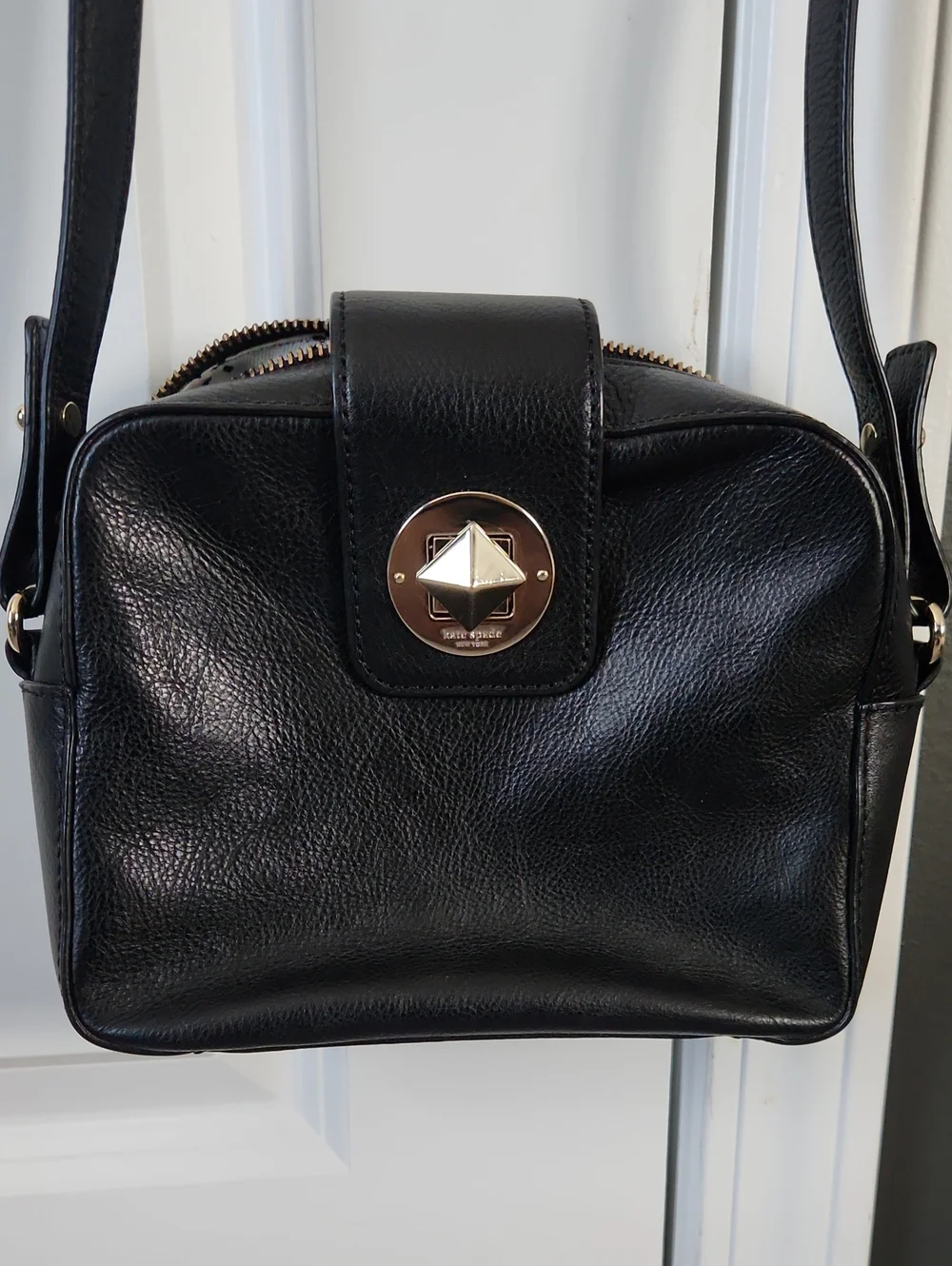 Kate Spade Chrystie Street Isla Black Crossbody